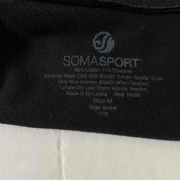 Soma Sport Black Workout Yoga Jacket Zip Up Size Medium Zip Pockets - Picture 16 of 16